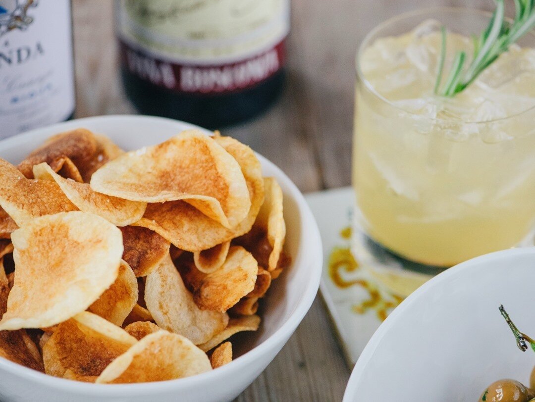 Sometimes it's the simple things that taste the best, like our fresh house potato chips paired with our Spanish Mule. 
We're open today from 12pm-10pm. See you here! #laurelonrutledge